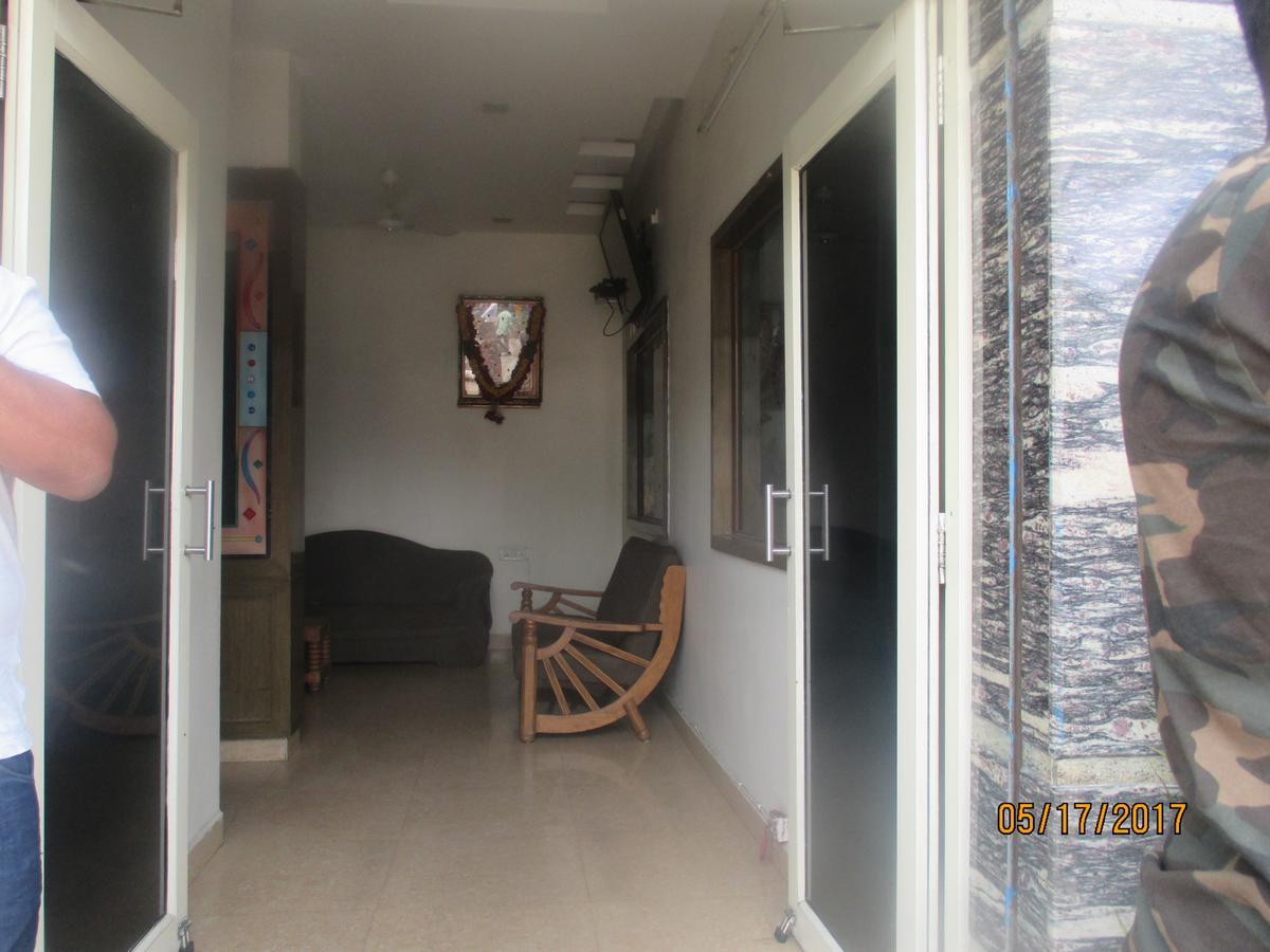 Sri Sai Ganesh Lodge Hyderabad Eksteriør billede